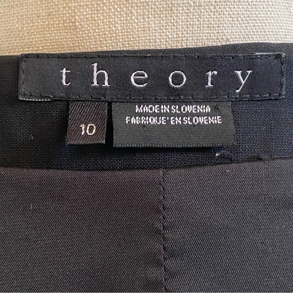 THEORY Single Breasted Two Button Cropped Blazer Jacket in Black Size 10 - Picture 7 of 9
